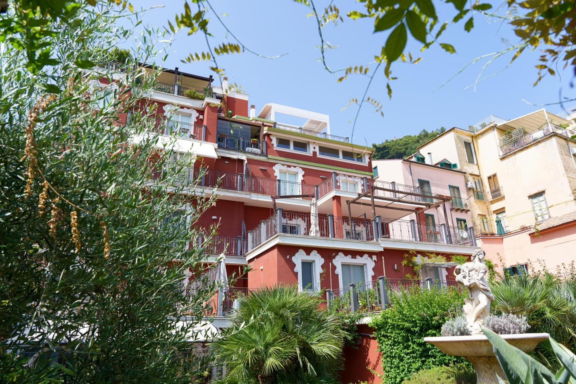 Suite Aphrodite - Exclusive Flat Salerno Exterior photo